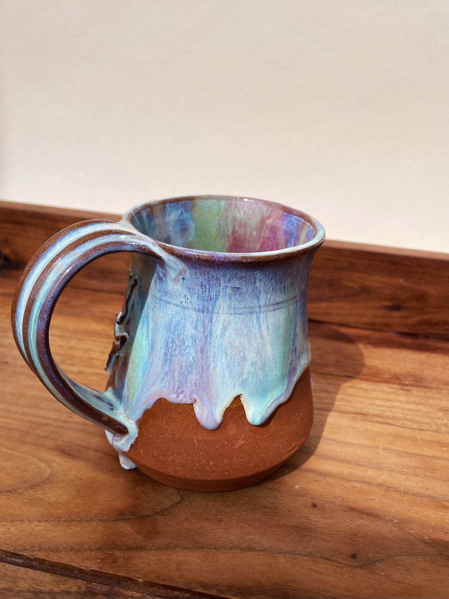 Glowing Leaf Mug: Opal