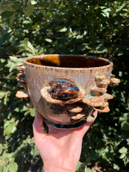 Crystalline Toad Planter