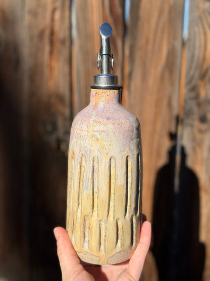 Lilac Sun Oil Pourer