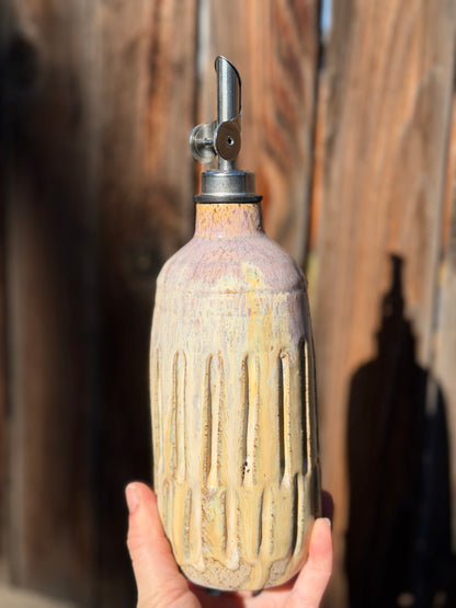 Lilac Sun Oil Pourer
