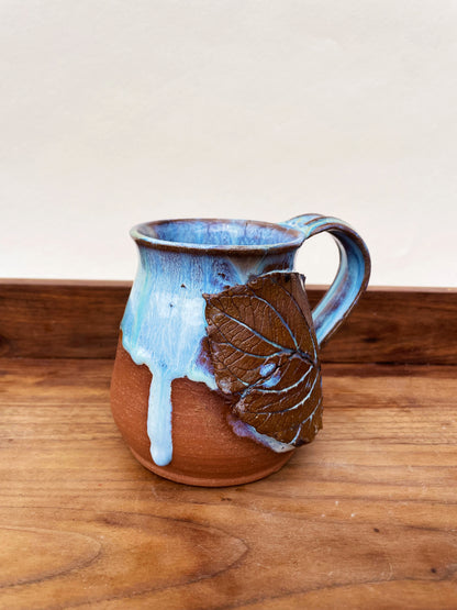 Glowing Leaf Mug: Mist